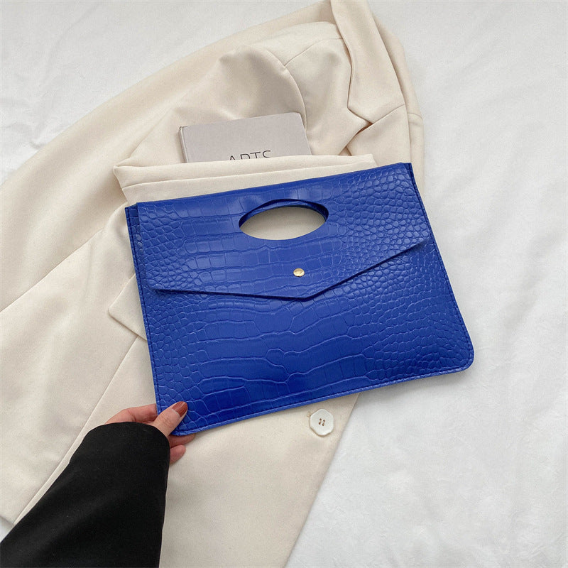 Monroe Clutch